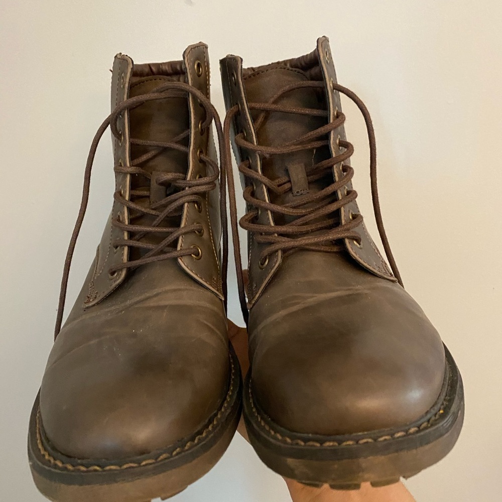 Kenneth Cole Reaction Boots